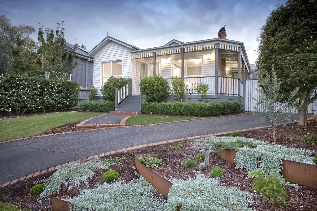 Gembrook 4房  TIMELESS CHARM IN THE HEART OF GEMBROOK
