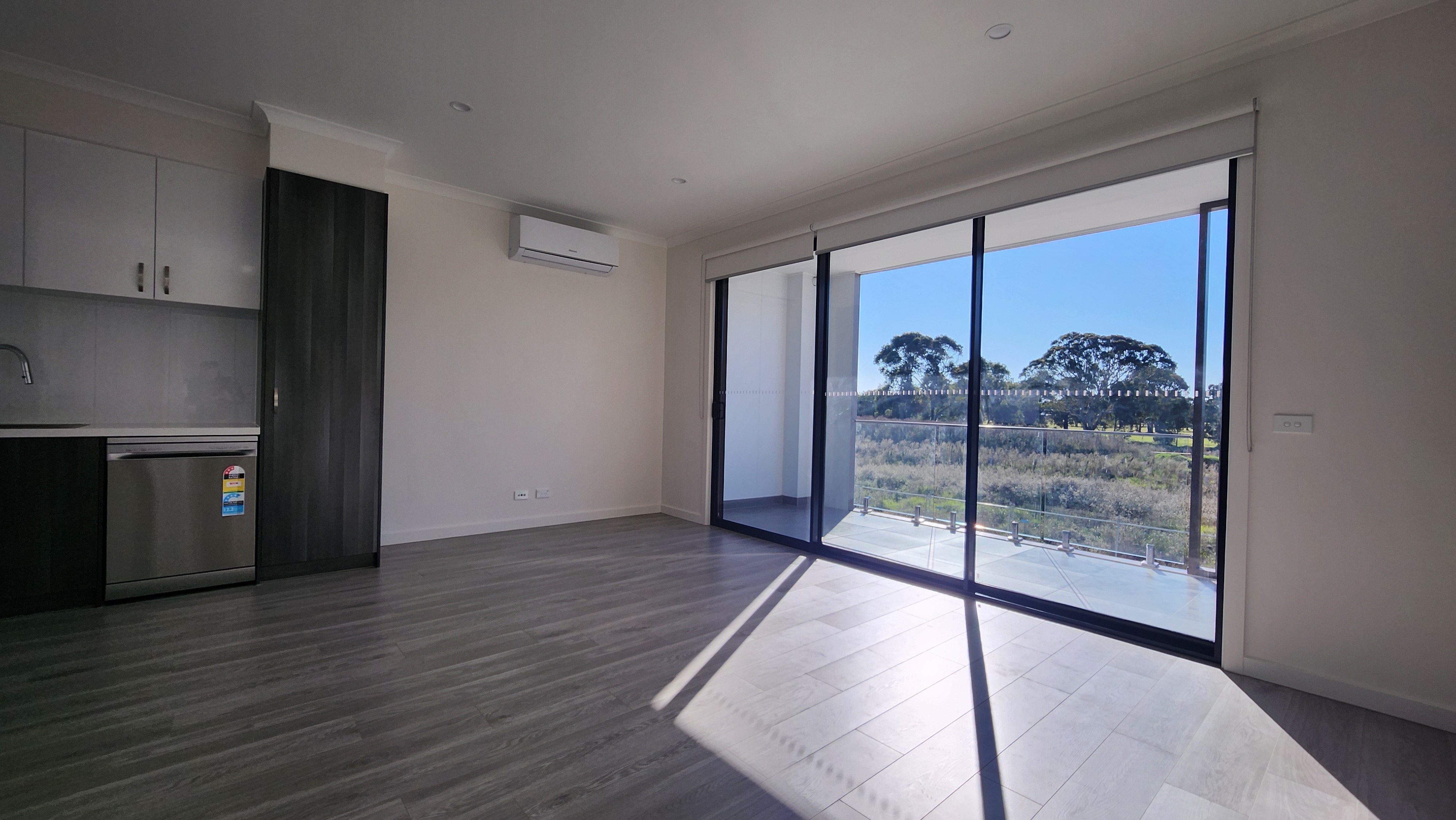 11 QUINTINIA AV, DOVETON VIC 3177, 0 Schlafzimmer, 0 Badezimmer, Townhouse