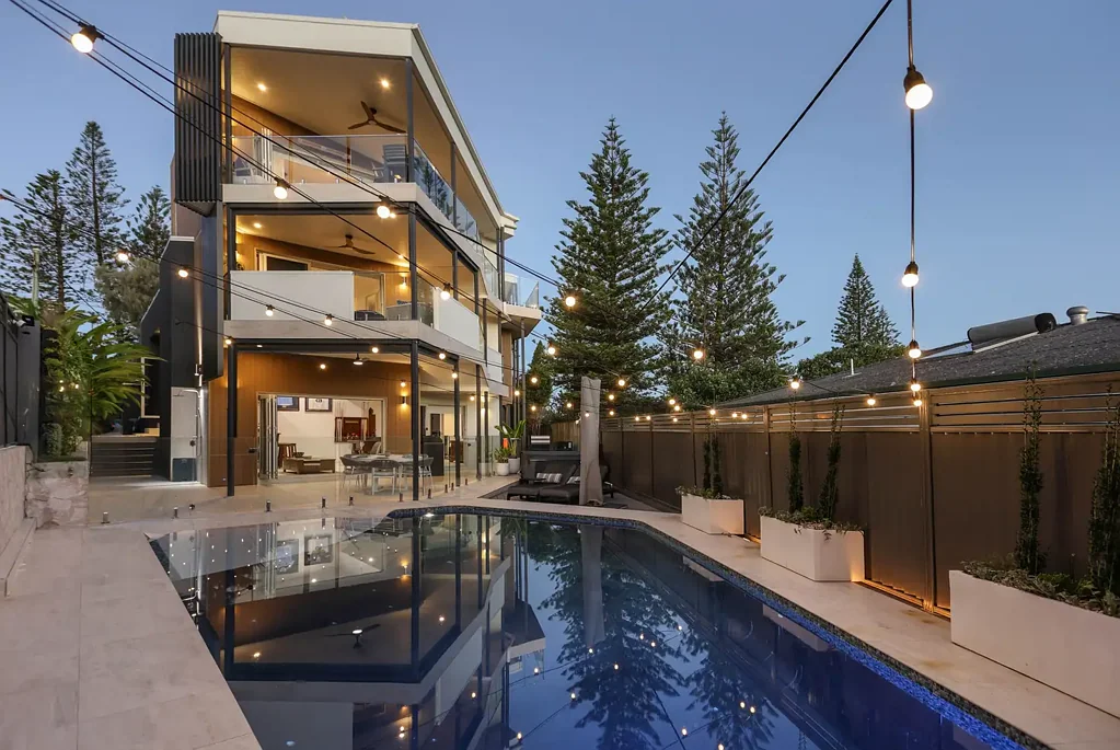 Buddina 4 Slaapkamer Coastal Luxury Just Steps from the Ocean – La Balsa Precinct