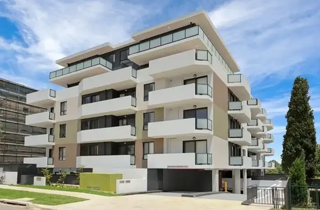 Spacious Three-Bedroom Apartment in a Prime Penrith Location