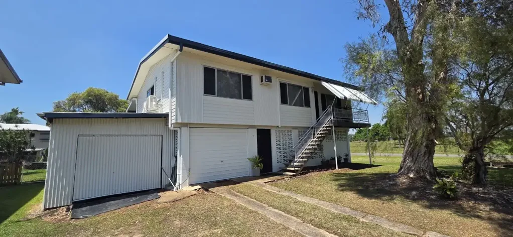 Ingham 3房  FULLY AIRCONDITIONED HOME WITH INGROUND POOL ON CORNER BLOCK!