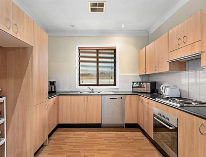 146 & 146a Bungarribee Road, Blacktown, Western Suburbs, 5房, 2浴, House