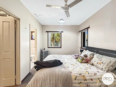 Kwarto - 8 Shadwick Drive, Millars Well, WA 6714