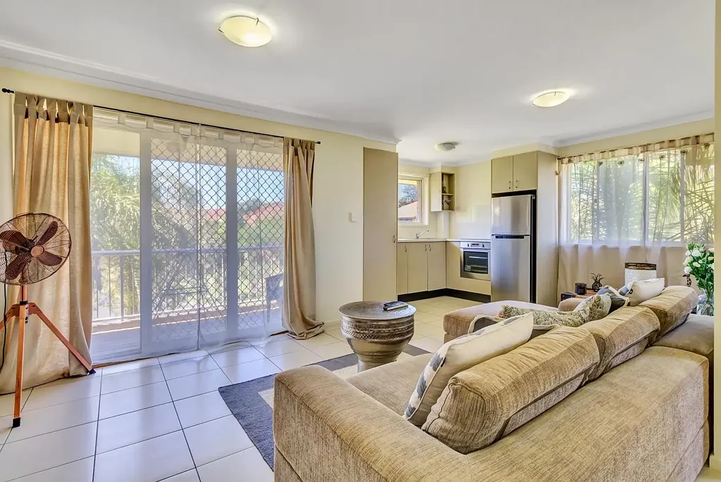 10/5-7 Rolan Court, Palm Beach, QLD 4221