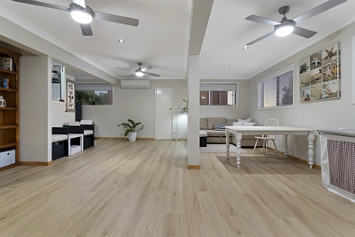15 Kidd Street, Robertson, QLD 4109, 6 slaapkamers, 2 badkamers, House