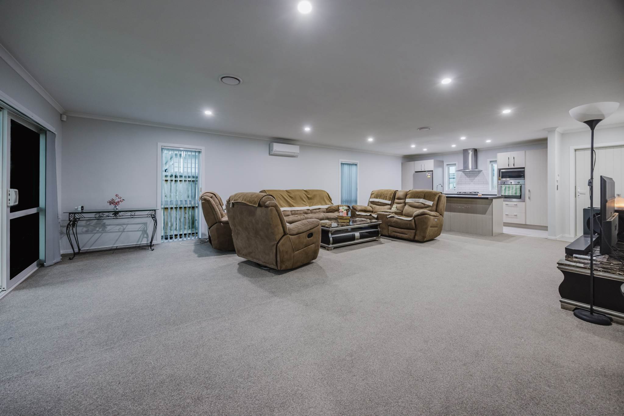 23 Soaring Bird Drive, Takanini, photo 2
