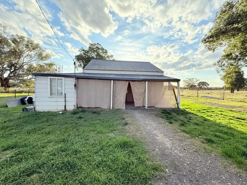 Condobolin 3ਬੈੱਡਰੂਮ Ray White Condobolin - 02) 6895 3364