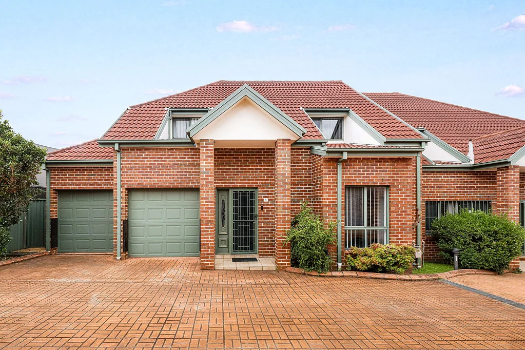 6/42 Napoleon Road, Greenacre, NSW 2190