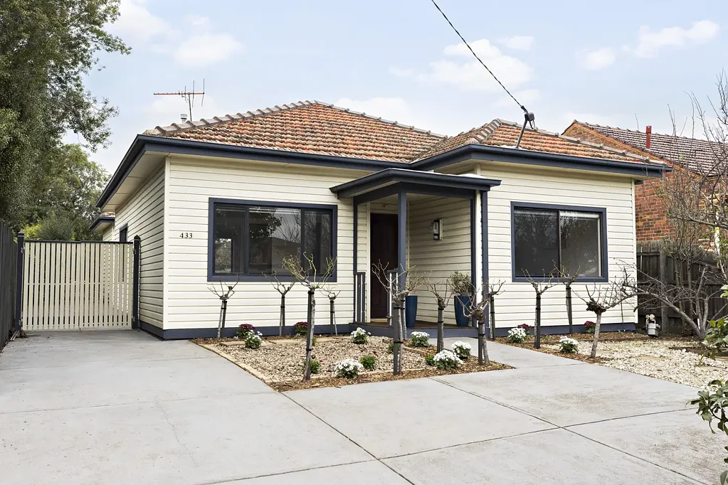 Pascoe Vale South 4 Slaapkamer Stylish Living with Growth Zone Credentials