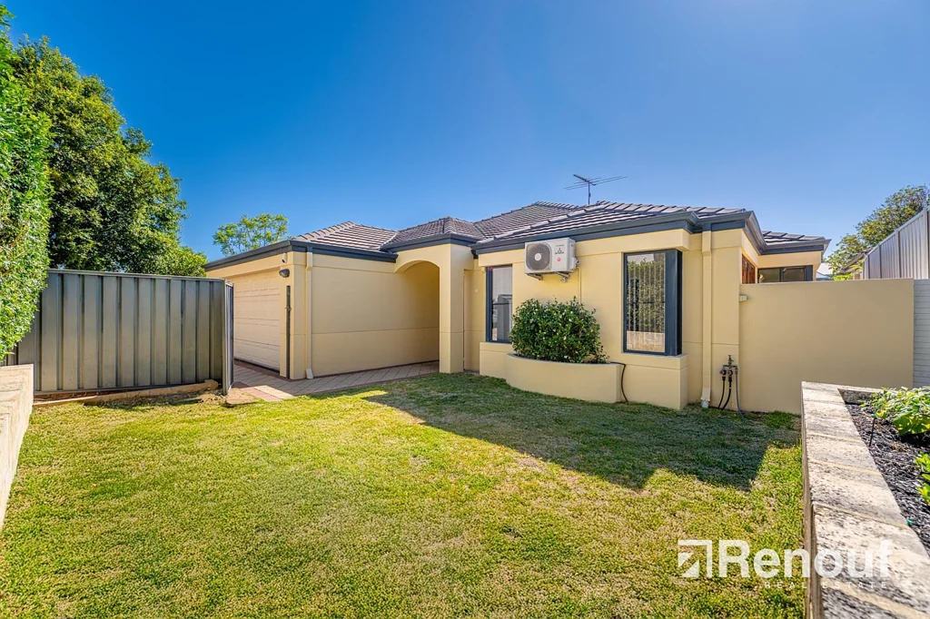 Cottesloe 3 Bedroom Just in Time for Summer! 3 Bed 2 Bath single level, easy-care living on 437 sqm.