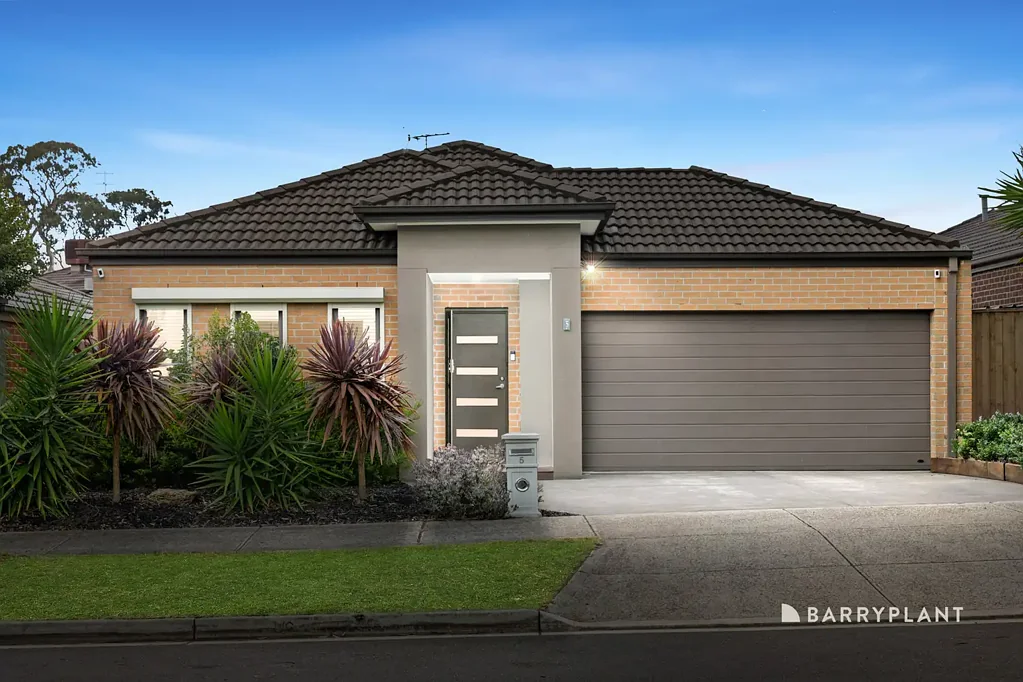 5 Tuross Crescent, South Morang, VIC 3752