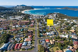 1/7 Bent Street, Fingal Bay