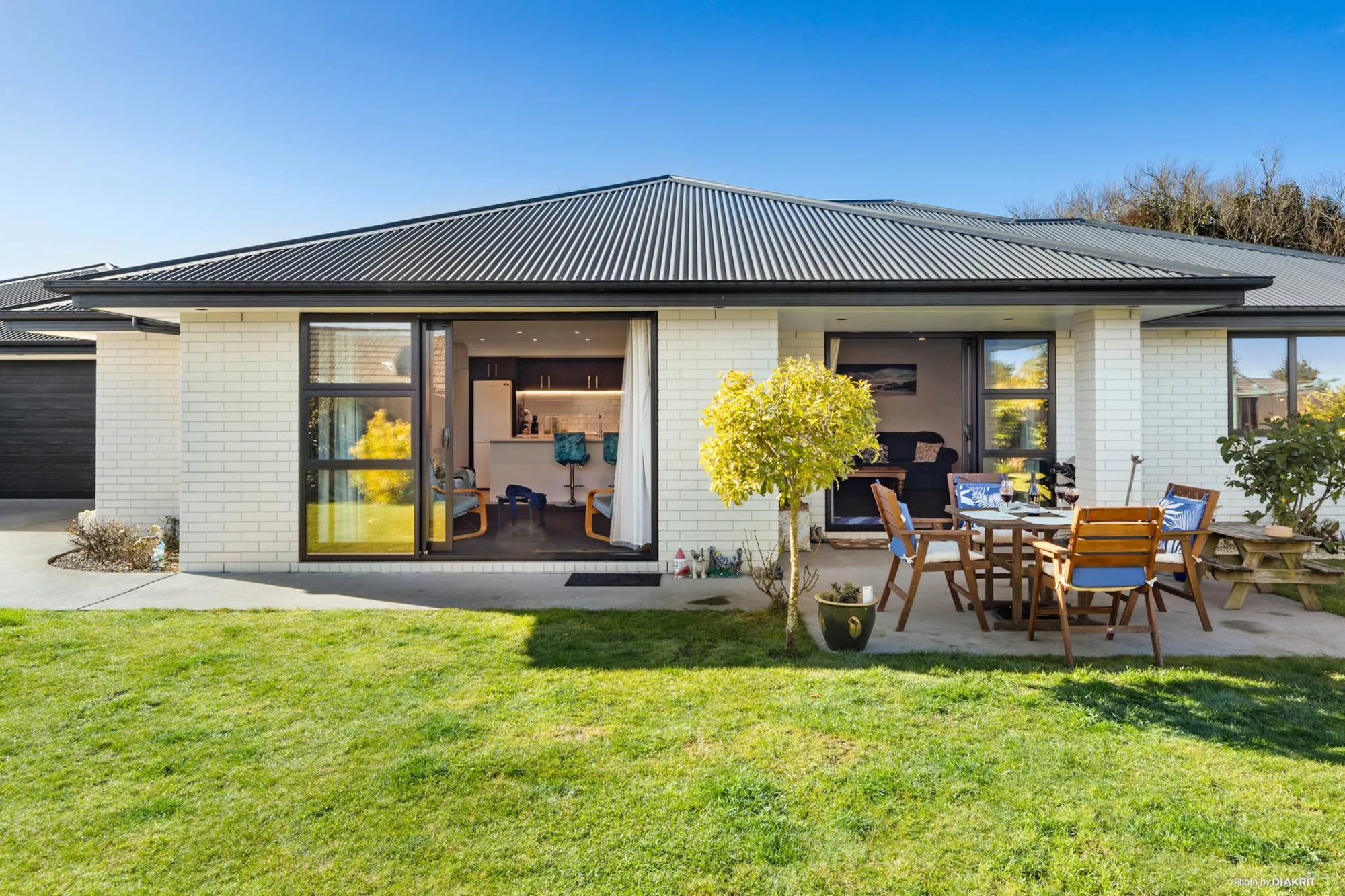 Tuakau 4房  Sunny, Stylish and Spacious...