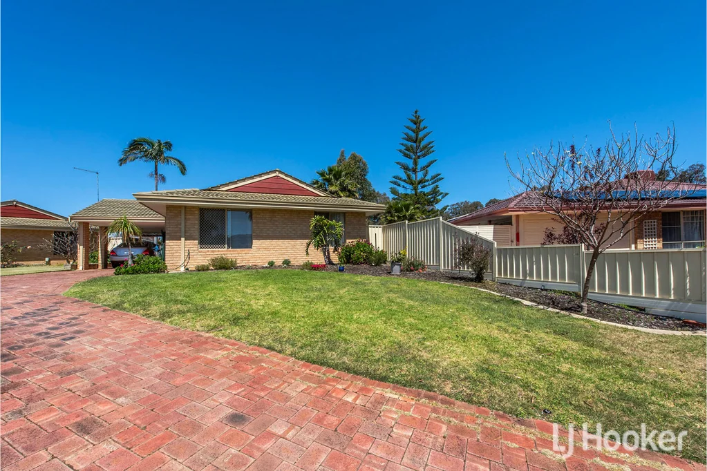 1/4 Silvan Court, Greenfields, WA 6210