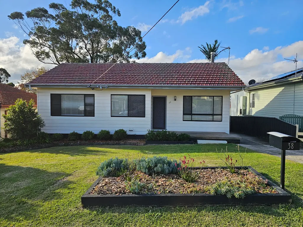 Beautiful Three Bedroom Family Home 🏡