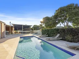 2 Library Court, Meadowbrook