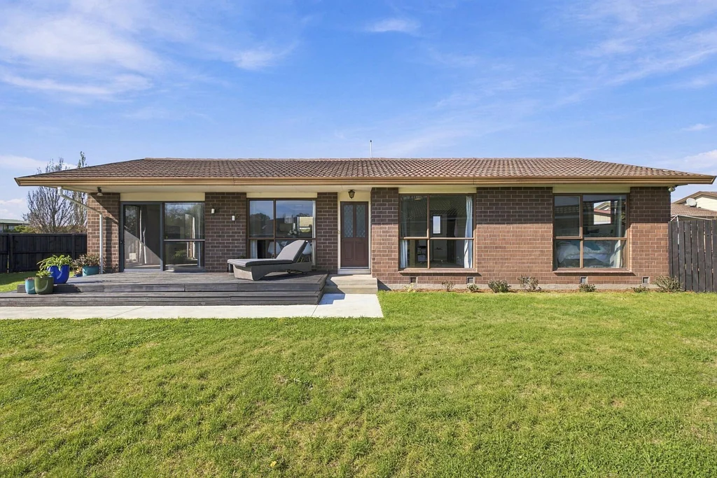 Burwood 3Kwarto A Solid Start In Burwood