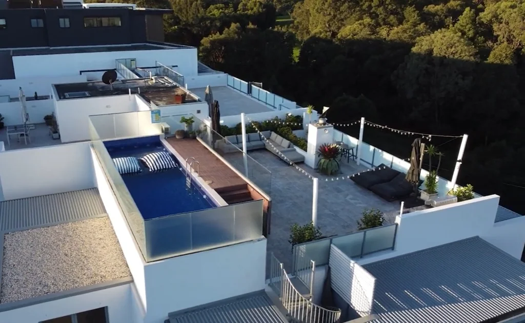 LUX PENTHOUSE WITH PRIVATE POOL