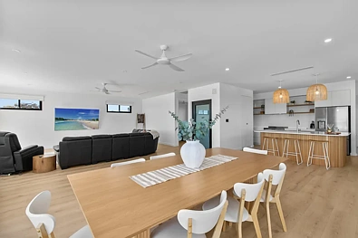 4 Inverness Way, Wallaroo, SA 5556, 5 Schlafzimmer, 2 Badezimmer, House