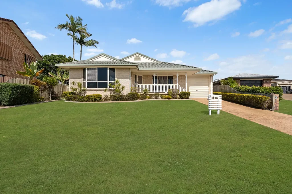 Pialba 4房  Great Home, Great Shed, Great Location