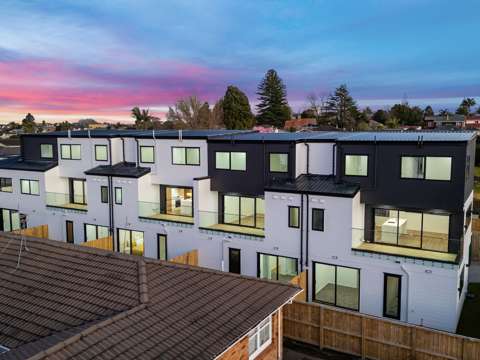 Papatoetoe 4房  Stunning new build with ensuites