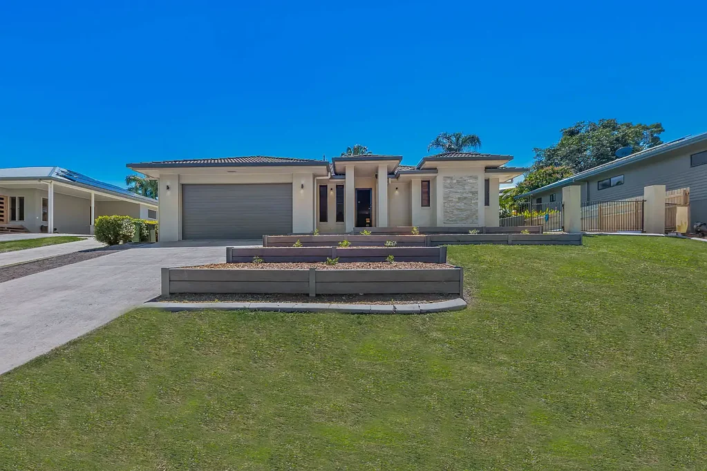 15 Jonquill Court, Cannonvale, QLD 4802
