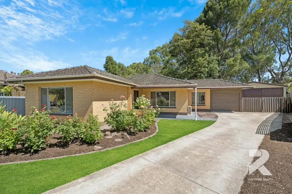 5 Lynn Place, Hackham, SA 5163