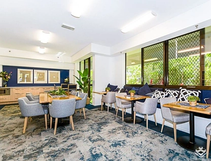 ID:21140289/21 Bayview Street, Runaway Bay, Gold Coast, 2 habitaciones, 2 baños, Apartment