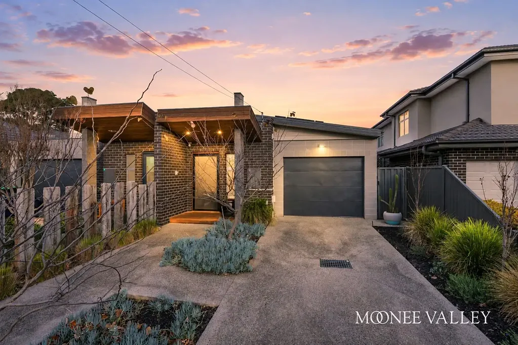 Avondale Heights 3कमरा Contemporary Style, Quality Construction & Effortless Family Living