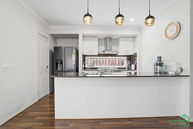 32 Silverwood Drive, Greenvale, VIC 3059, 3 slaapkamers, 2 badkamers, House