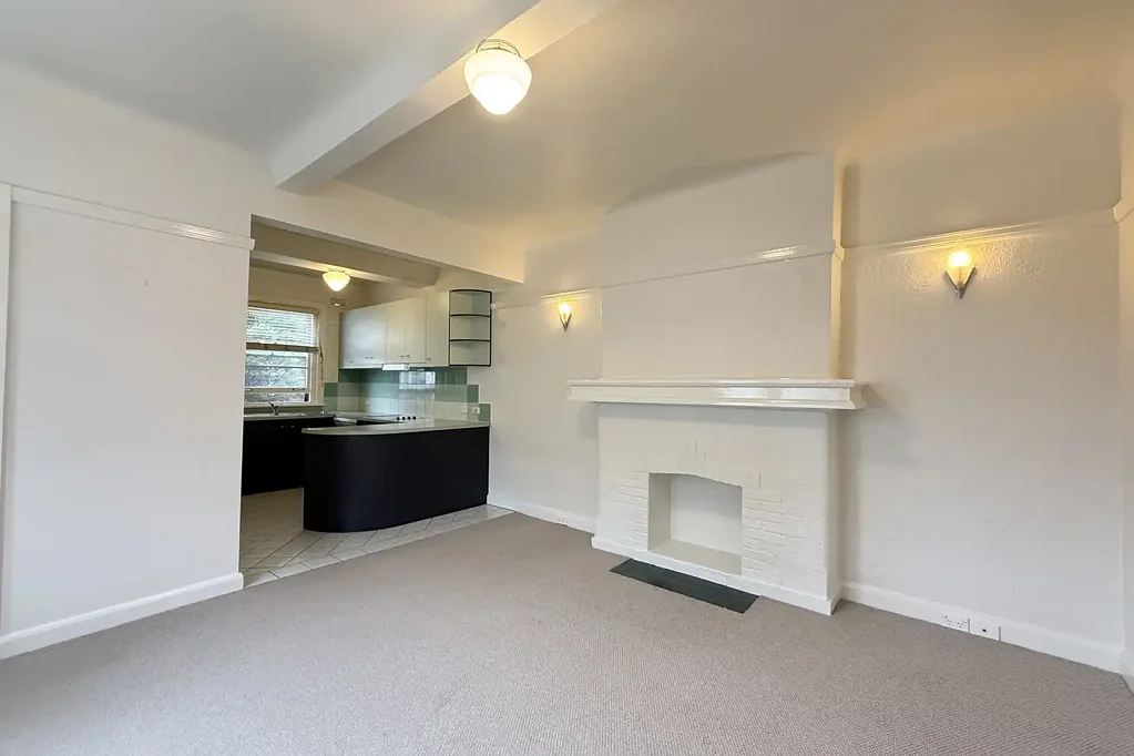 Spacious, Stylish and Perfectly Positioned