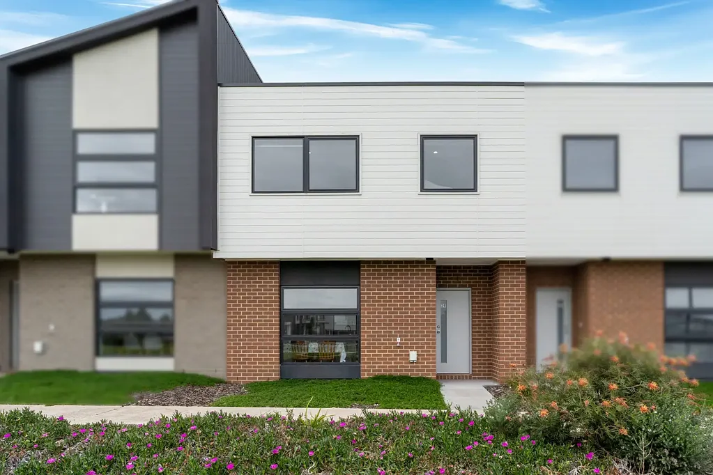 Wollert 3房  Great Opportunity with Parkland Living