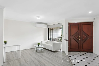 18 Adelphi Court, Marangaroo, WA 6064, 5 slaapkamers, 2 badkamers, House