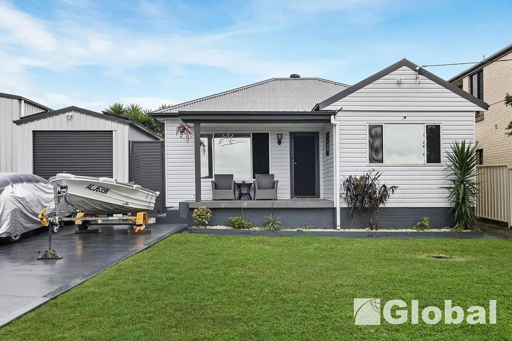 31 Master Street, Belmont North, NSW 2280