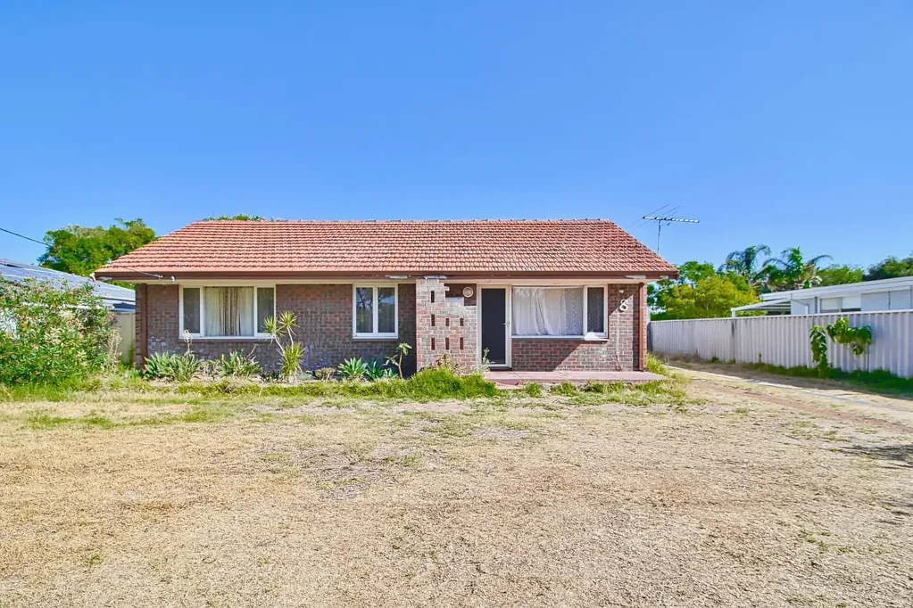 3 x 1 close to the beach