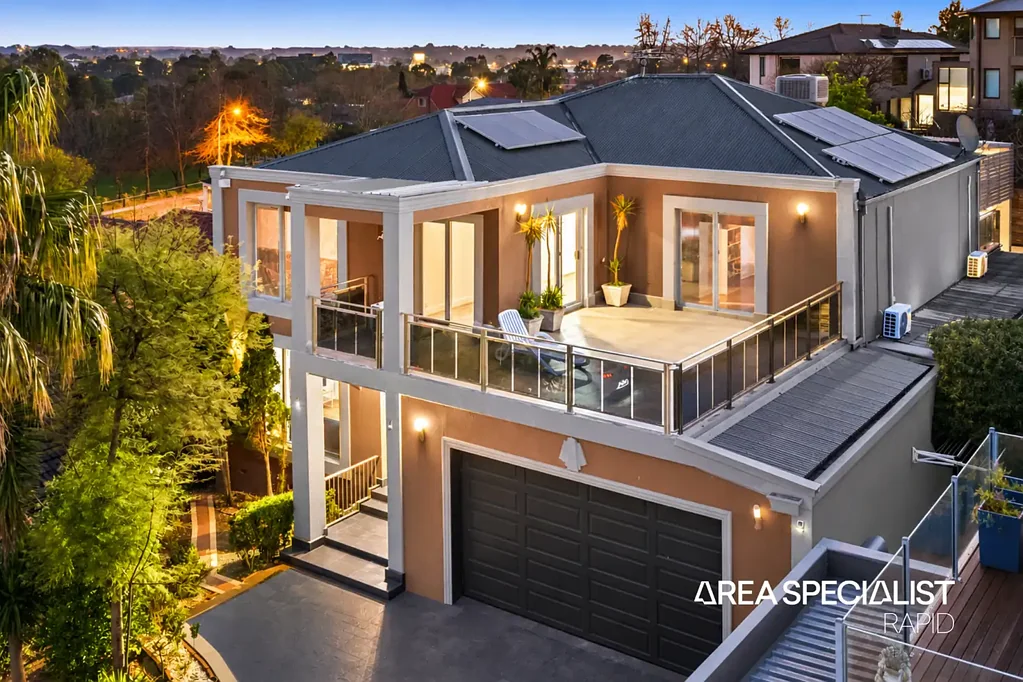 Narre Warren 5બેડરૂમ The Brief: Elegant Five-Bedroom Family Residence with Exceptional
Entertaining