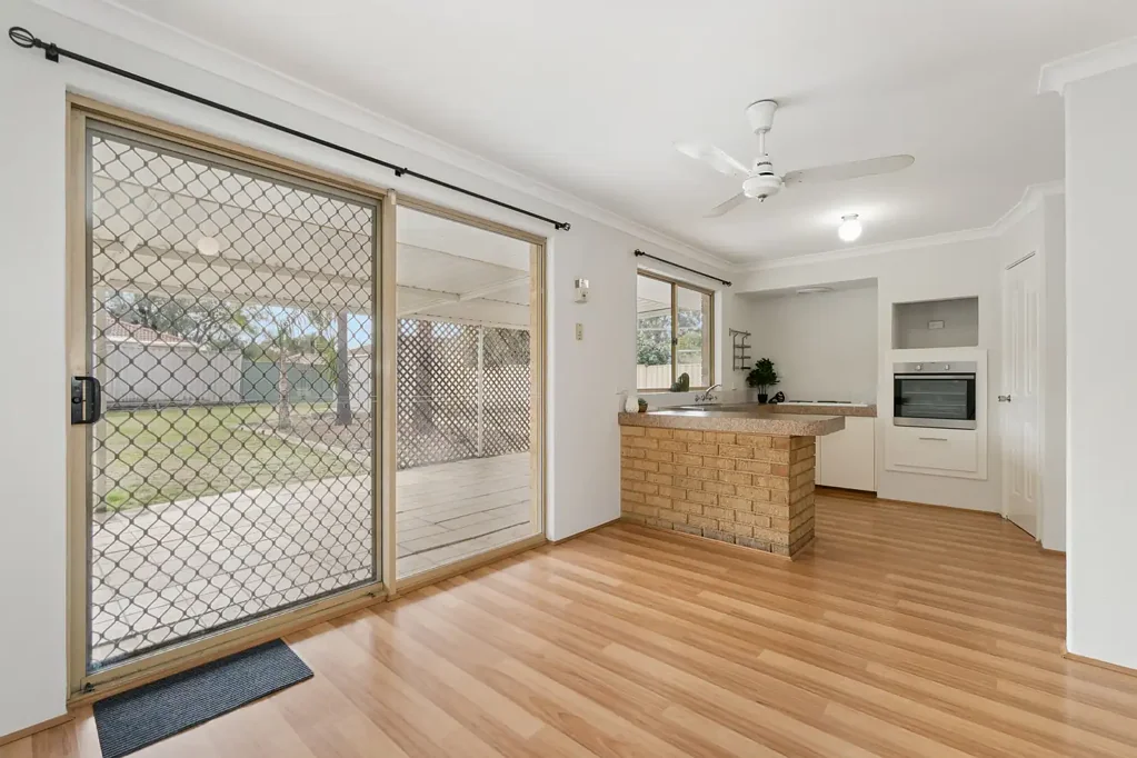 Beechboro 3房  R20/50 GEM - AMAZING OPPORTUNITY!