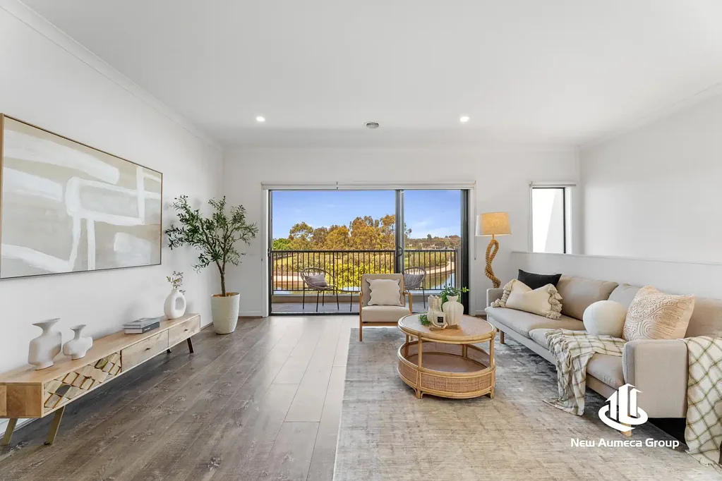 Craigieburn 3部屋 **Express of Interests by 5pm 20th Dec** Immaculate Lakeside Townhouse with Panoramic Views