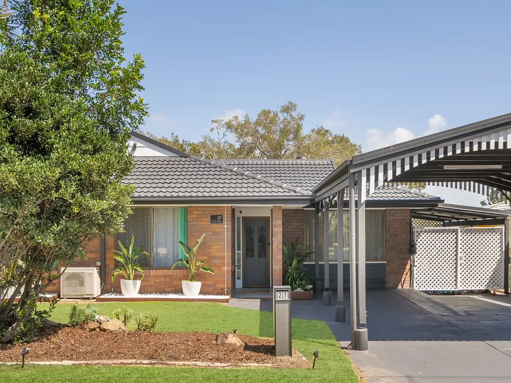 27 Pinewood Street, Redcliffe, QLD 4020