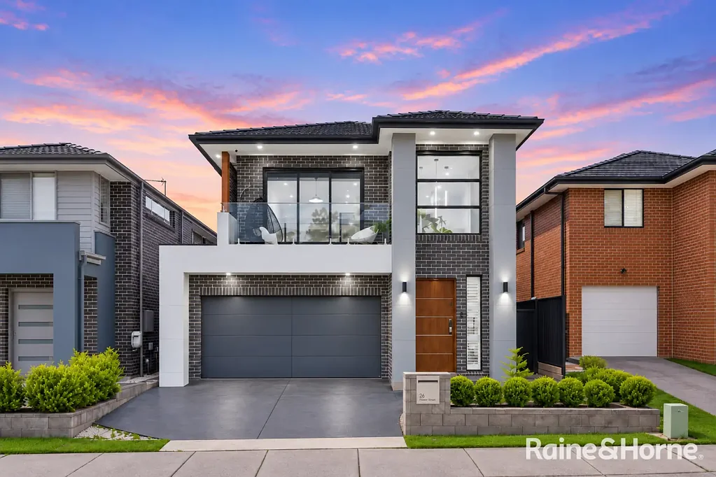 Box Hill 4침실 Stylish Family Entertainer in a Prime Box Hill Location