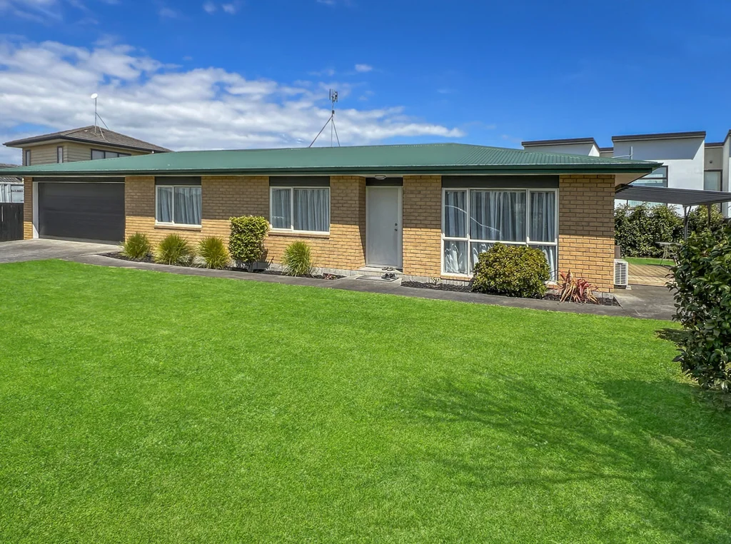 15 Hocken Place, Mangere Bridge, Auckland
