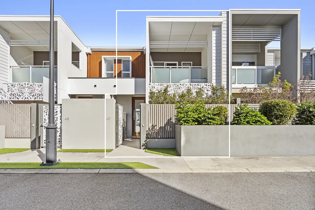 Robina 3غرفة نوم 3 Bedroom Town House - Investment Oppourtunity