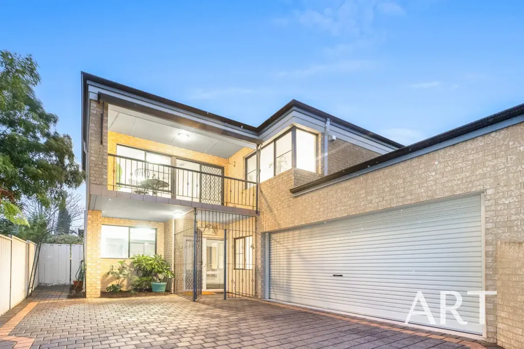 Como 4 Bedroom SPACE, LIGHT AND LIFESTYLE MINUTES FROM THE FORESHORE