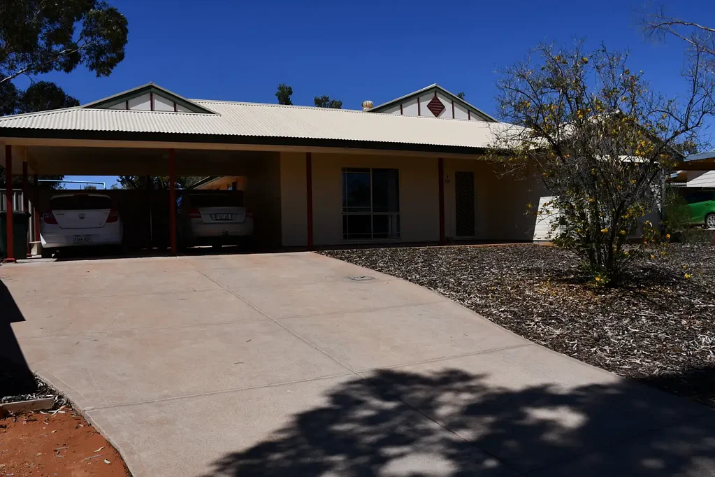 Roxby Downs 4બેડરૂમ Tidy 4-Bedroom, 2-Bathroom Family Home