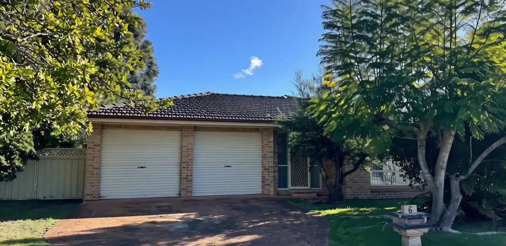 Spacious 4 bedroom, short term 6 month lease only