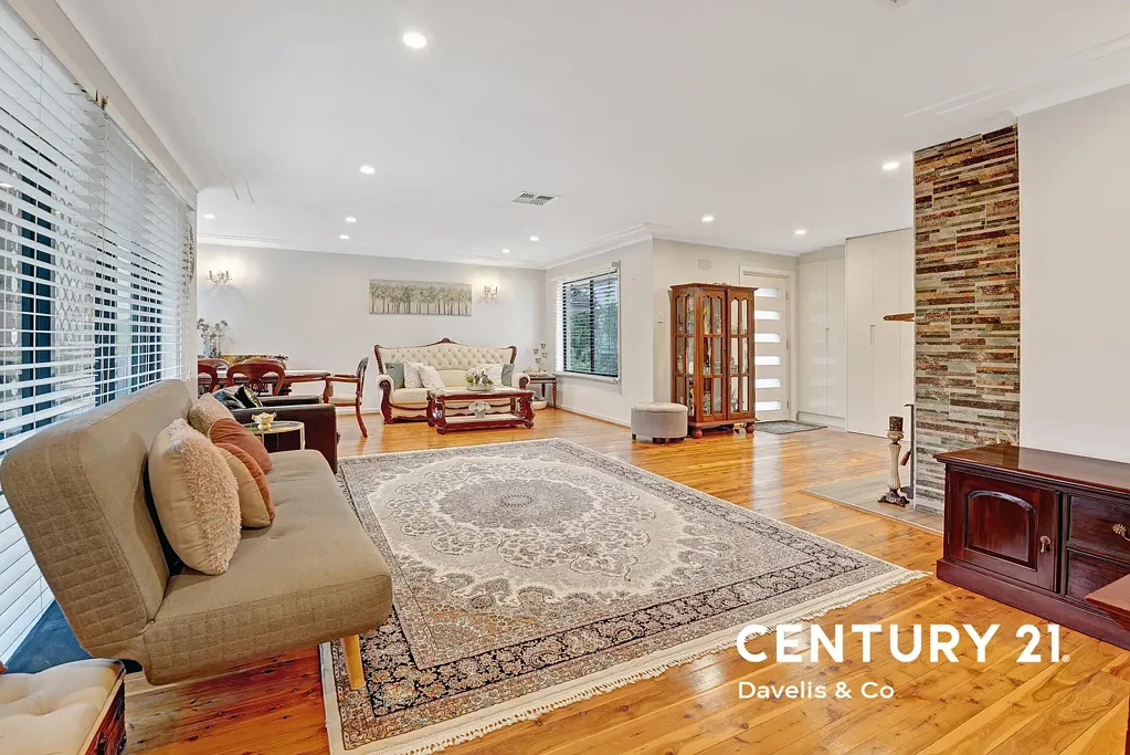 17 - 17a Russell Street, Baulkham Hills, NSW 2153