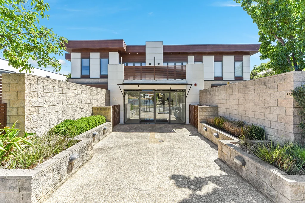 Camberwell 3कमरा Stylish Low-Maintenance Living in a Prime Location