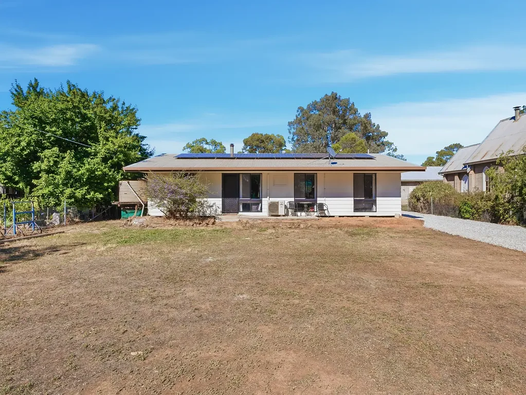 95 Halls Road, Goorambat, VIC 3725