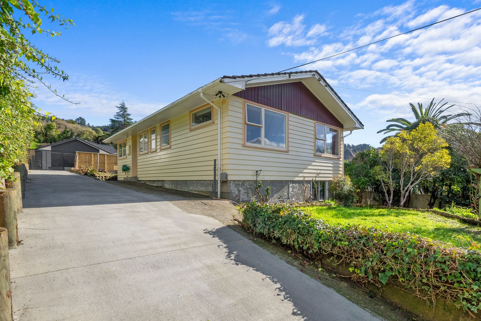 18 Forest Road, Pinehaven, Upper Hutt, 4 Kuwarto, 0 Banyo, House