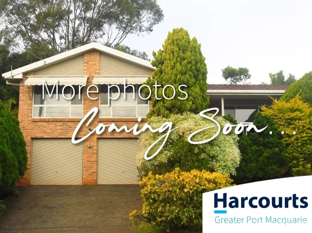 Spacious Family Home with Fully Fenced Yard